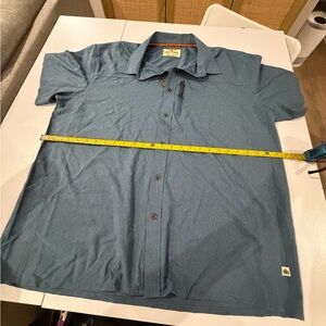 Lone Pine Men's Casual Teal Button Down Shirt